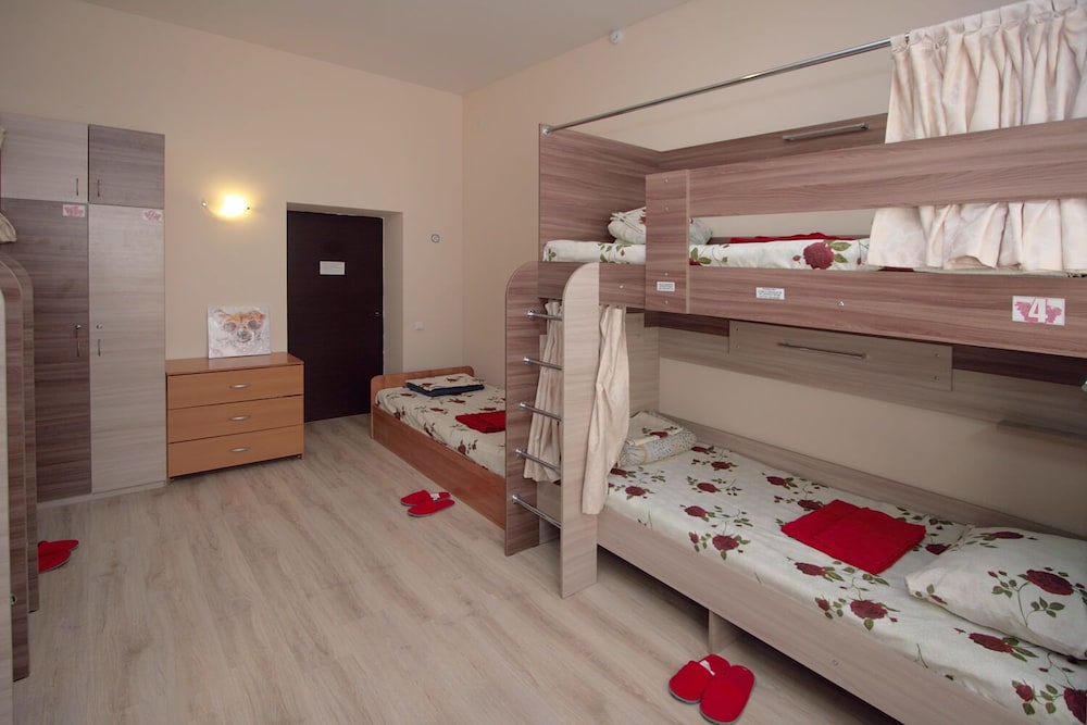 Shared Dormitory, Mixed Dorm, City View (8 beds) photo 2