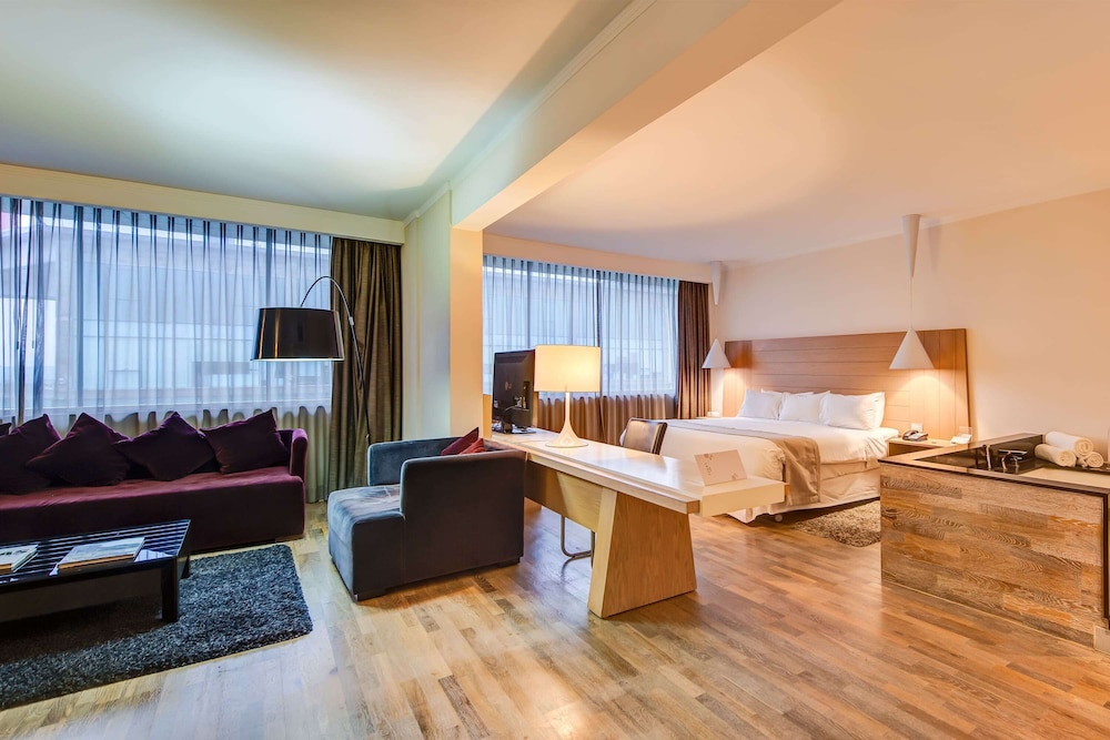 Presidential Suite, 1 King Bed, Non Smoking