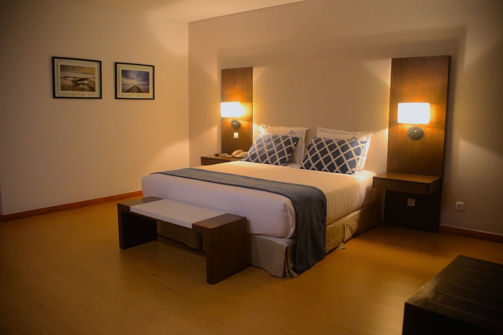 Deluxe Room, Balcony photo 3