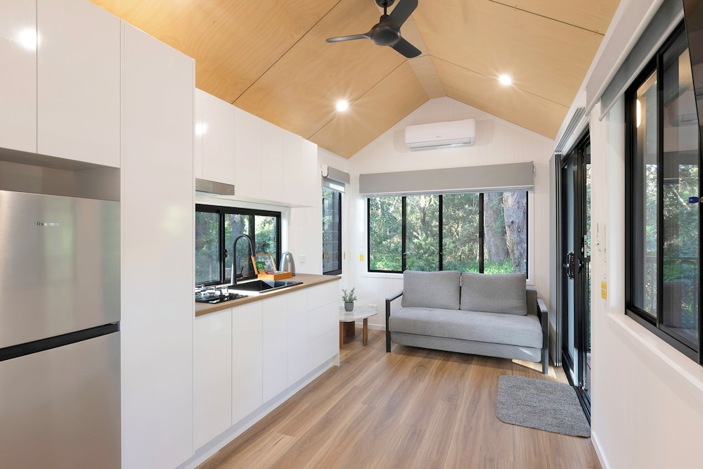 Premium Tiny Home - Sleeps 2 photo 3