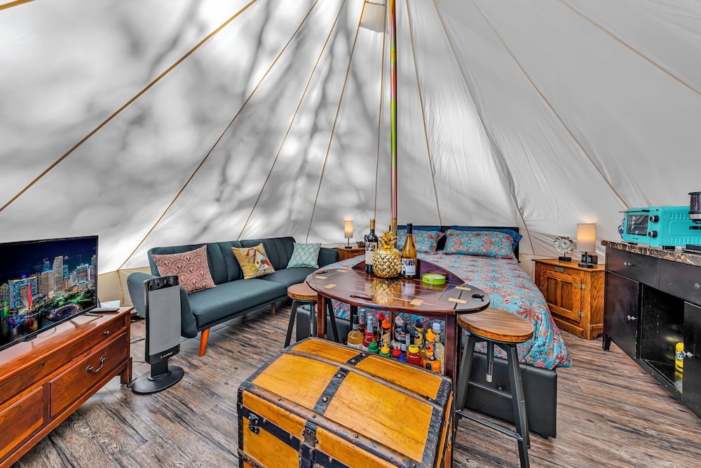 Yurt On Top - Swim, Hike, Glamp photo 3