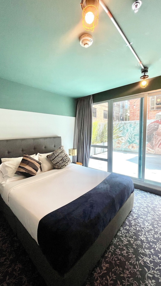 Premium Double Room photo 2