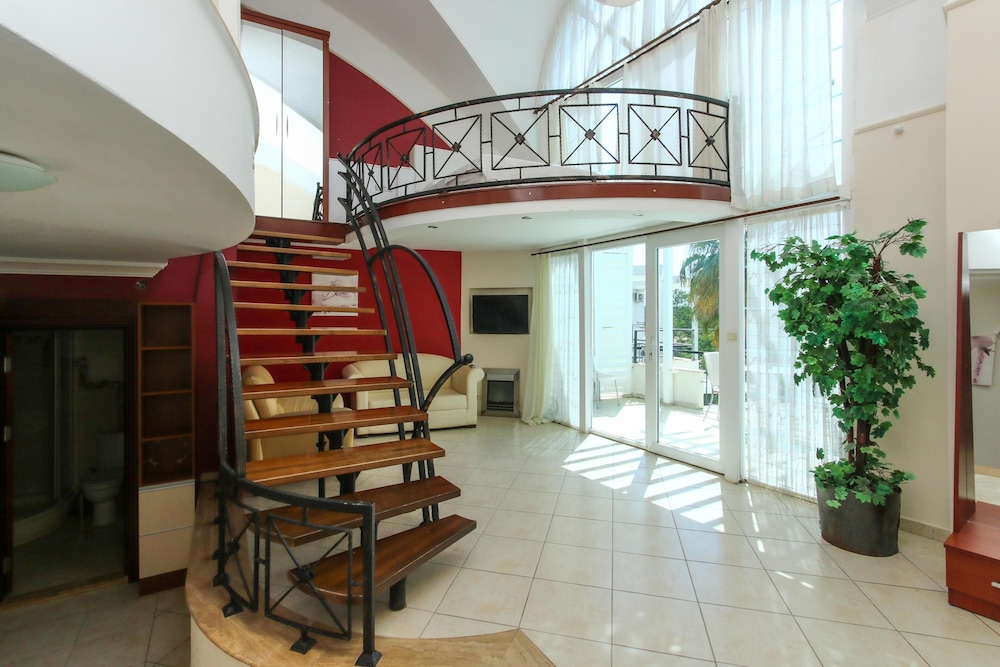 Gallery Duplex