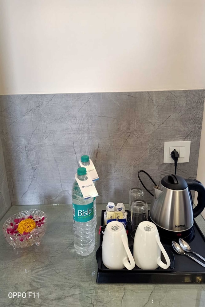 Suite - Photo 4