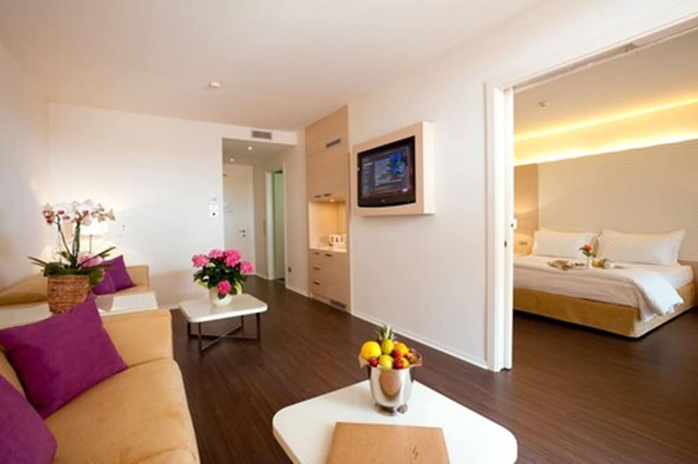 Family Suite, Sea View (Pet friendly) - Photo 1