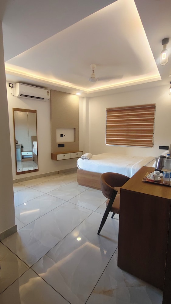 Deluxe Double Room, Balcony photo 3