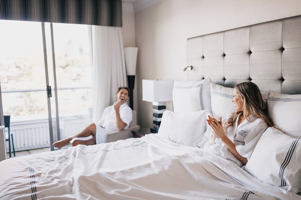 Premium Room, 1 King Bed, Balcony