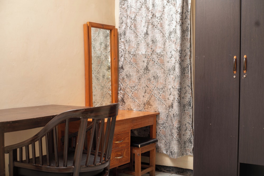 Basic Double Room, Garden View photo 3