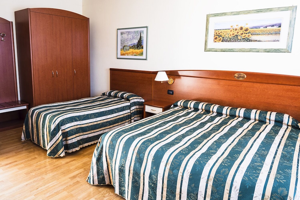 Triple Room photo 1