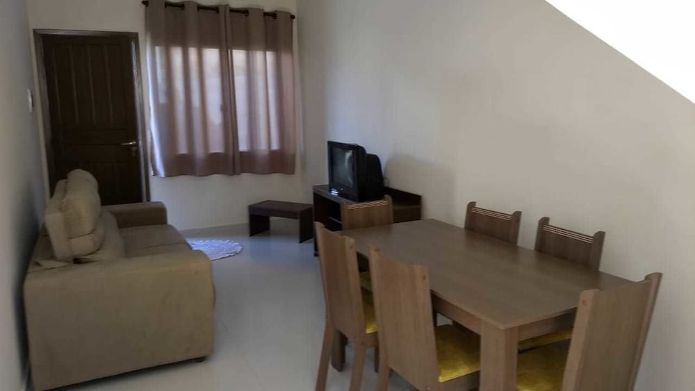 Family Townhome, Multiple Beds, Non Smoking, City View photo 2