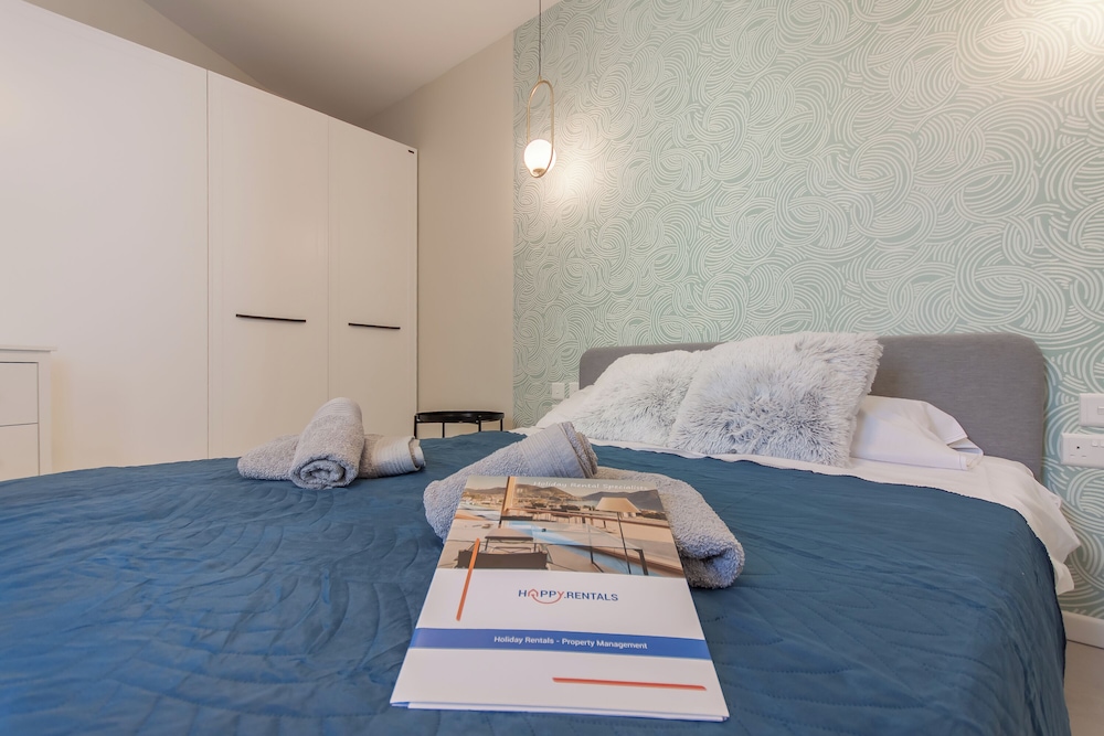 Family Penthouse, 2 Bedrooms (Seaview And Wellness Penthouse In) photo 3