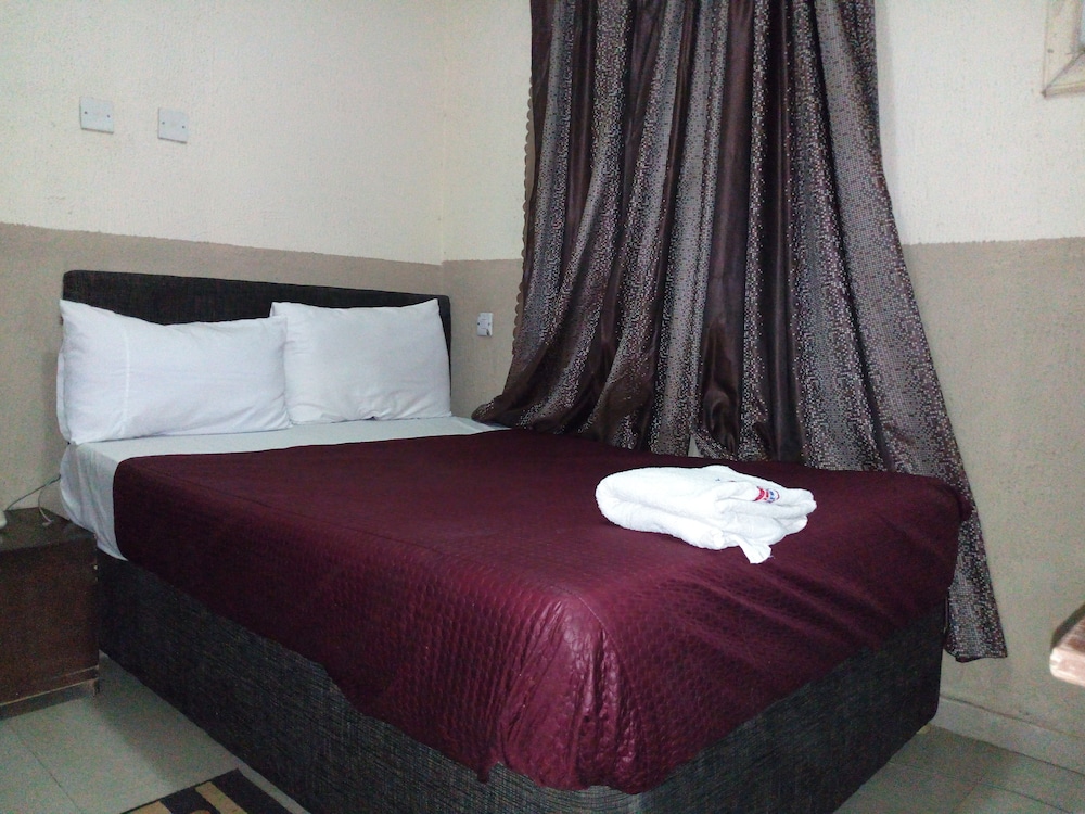 Economy Double Room photo 2