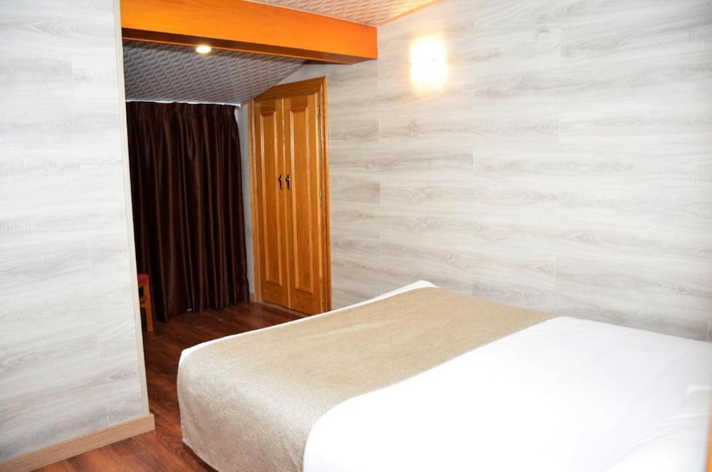 Standard Double Room, 1 Double Bed photo 2