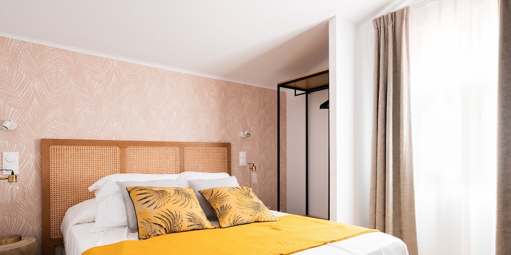 Double Room, Executive Level photo 3