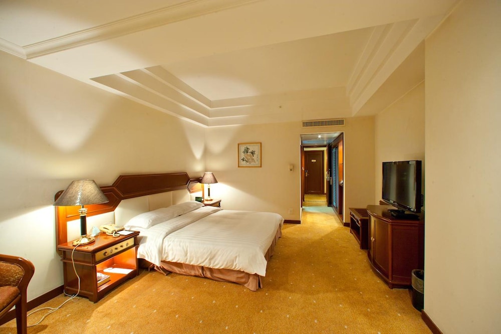 Deluxe Superior Double Room photo 3