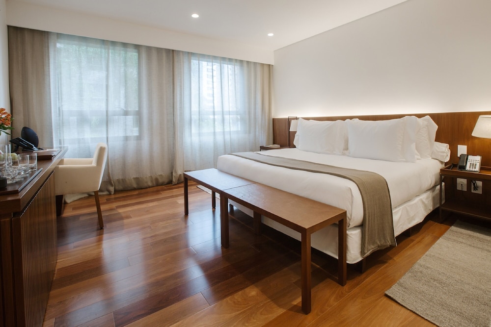 Superior Room, 1 King Bed