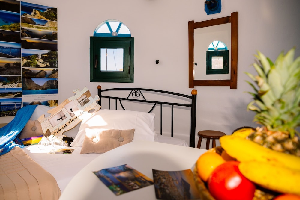 Studio, Sea View (White Windmill)