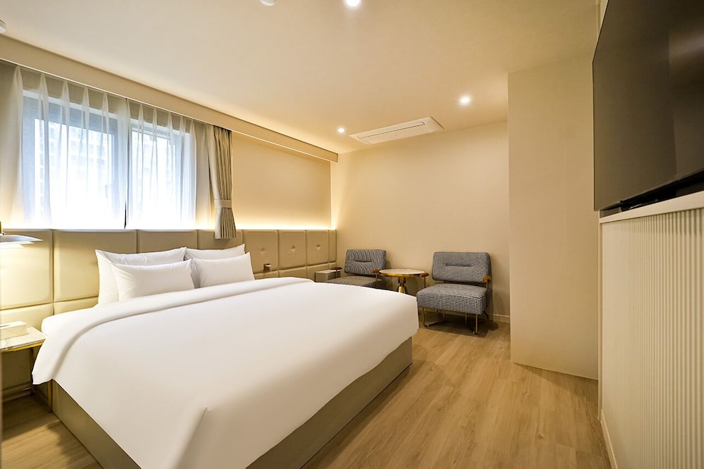 Standard Double Room - Photo 1