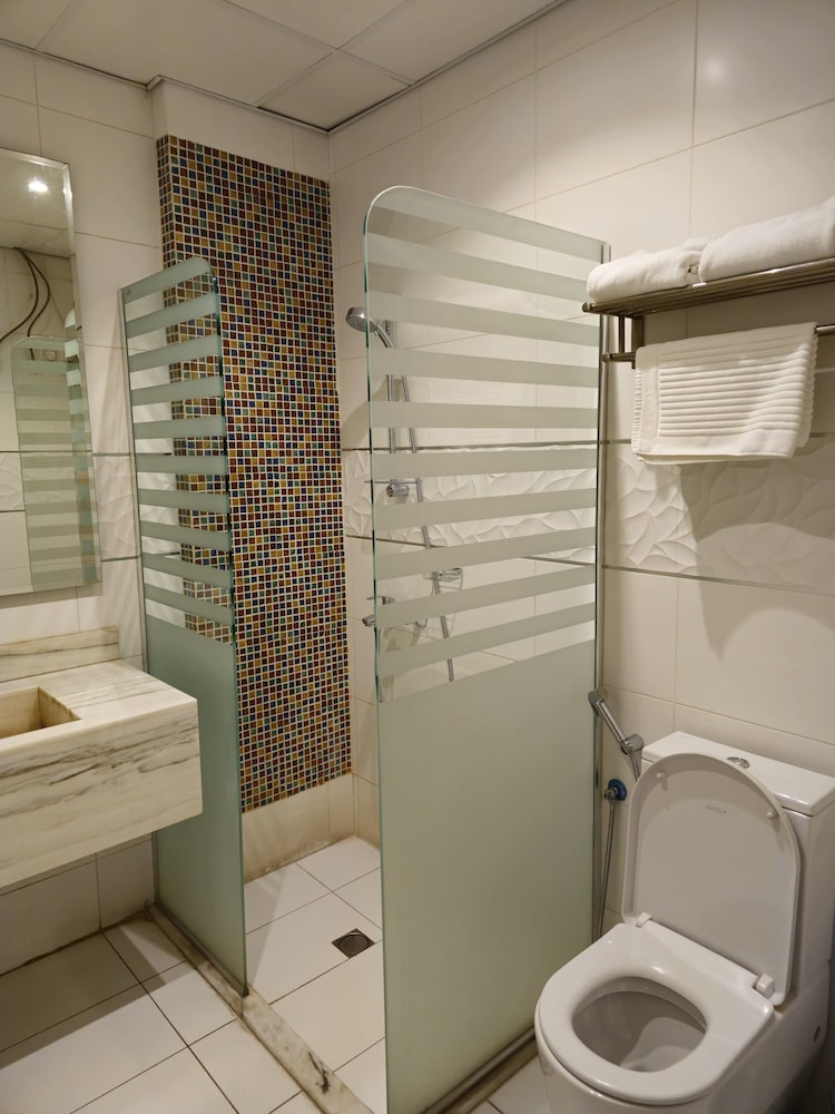 Junior Suite, 1 King Bed photo 2