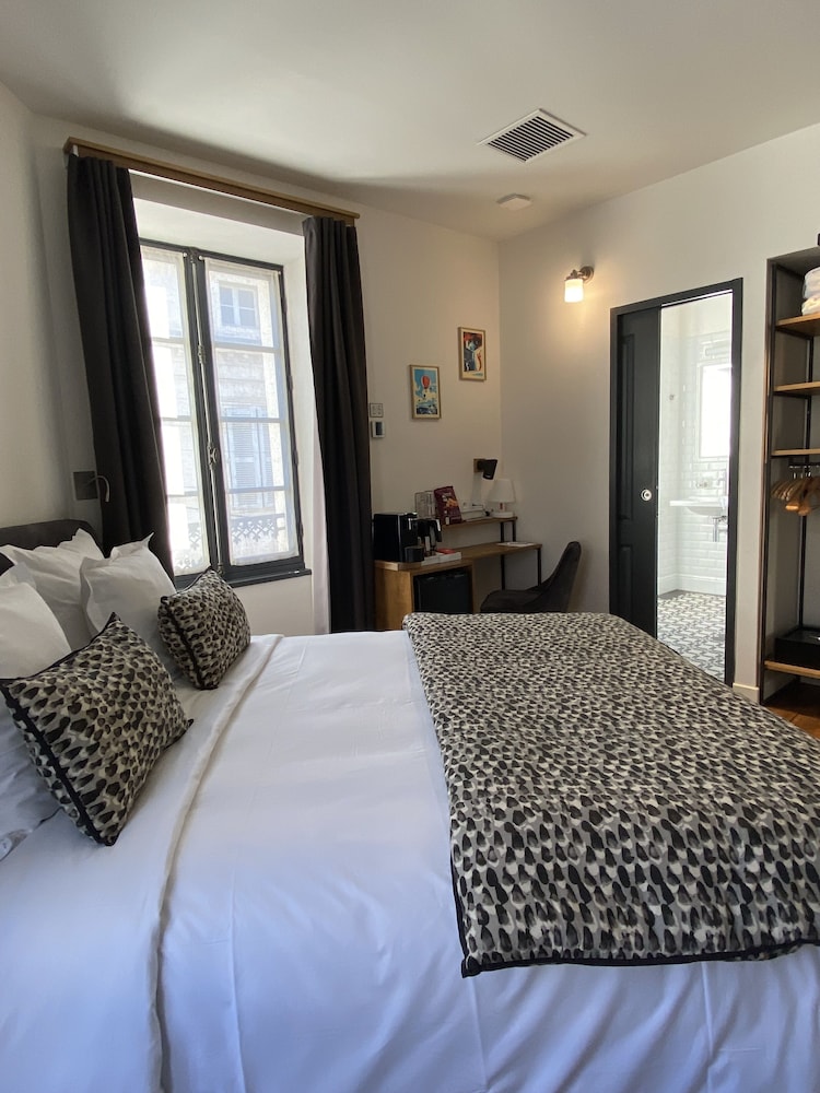Chambre 6 « Côté Loge »