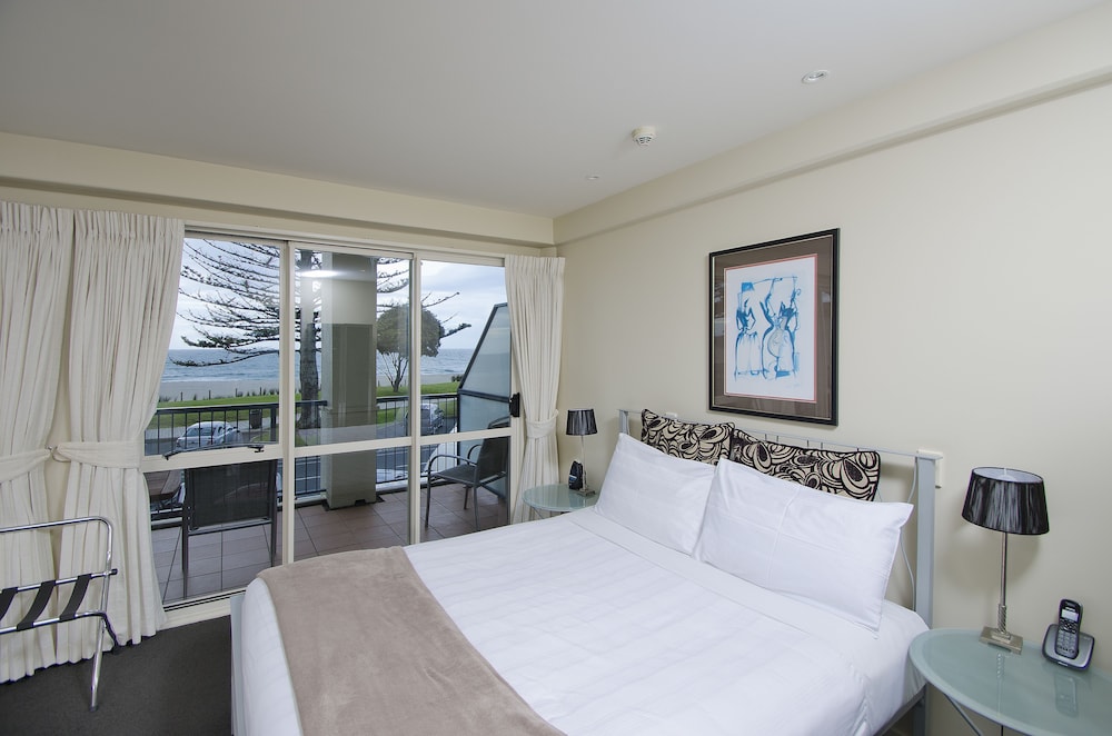 Apartment, 2 Bedrooms, Ocean View photo 3