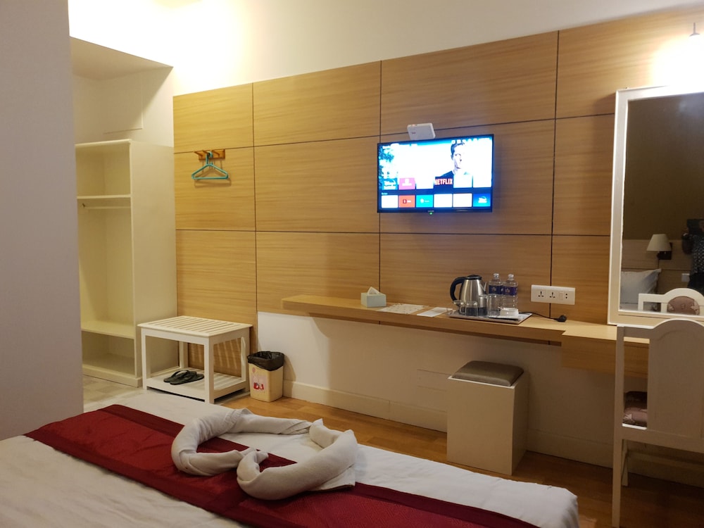 Deluxe Double Room photo 2