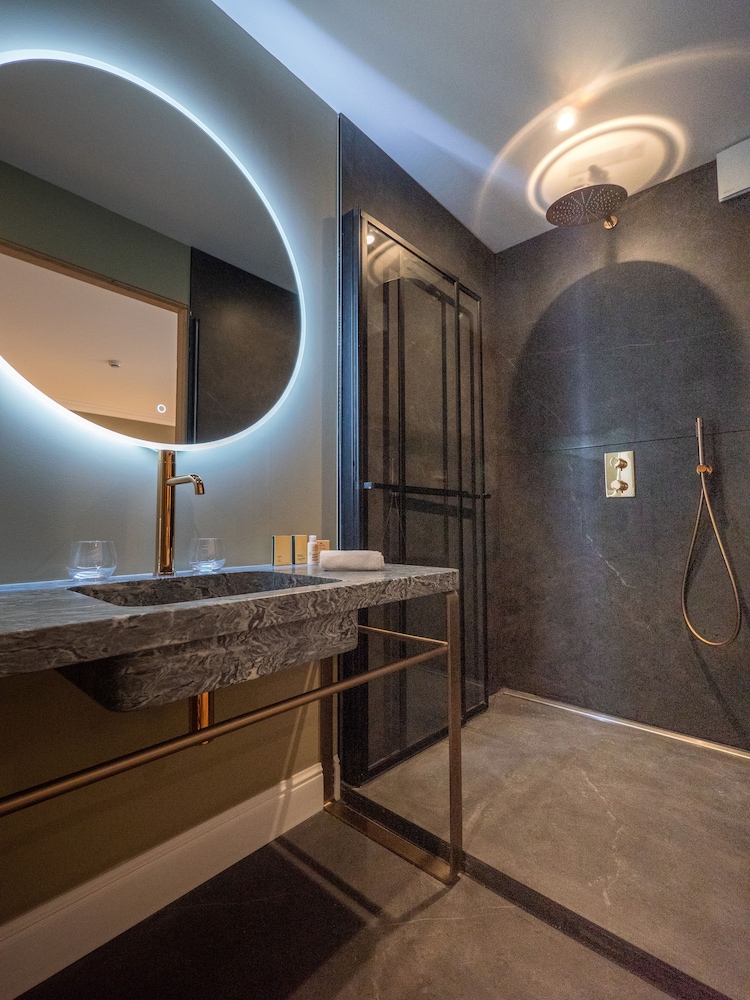 Double or Twin Room with Terrace - Photo 2