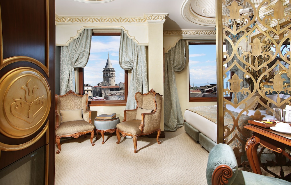 Deluxe Room with Galata Tower View photo 2