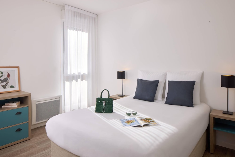 Suite, 2 Queen Beds, Non Smoking