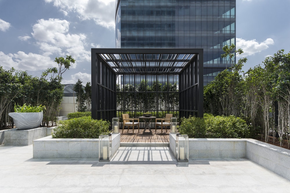 Suite (Garden) photo 2