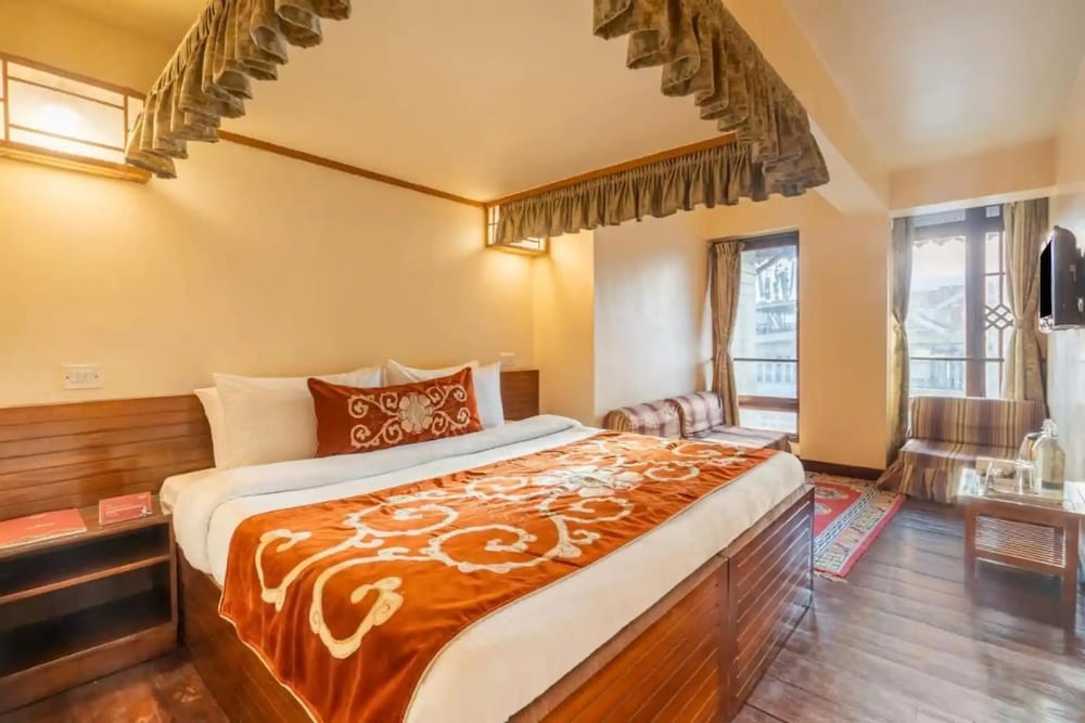 City Suite, City View