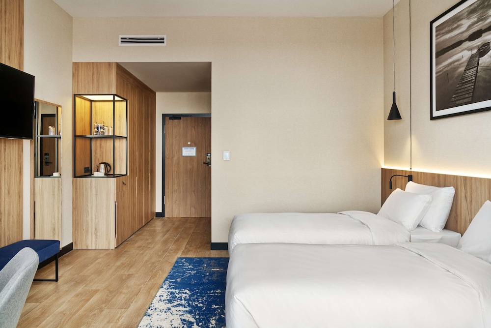 Superior Room, Non Smoking - Photo 8