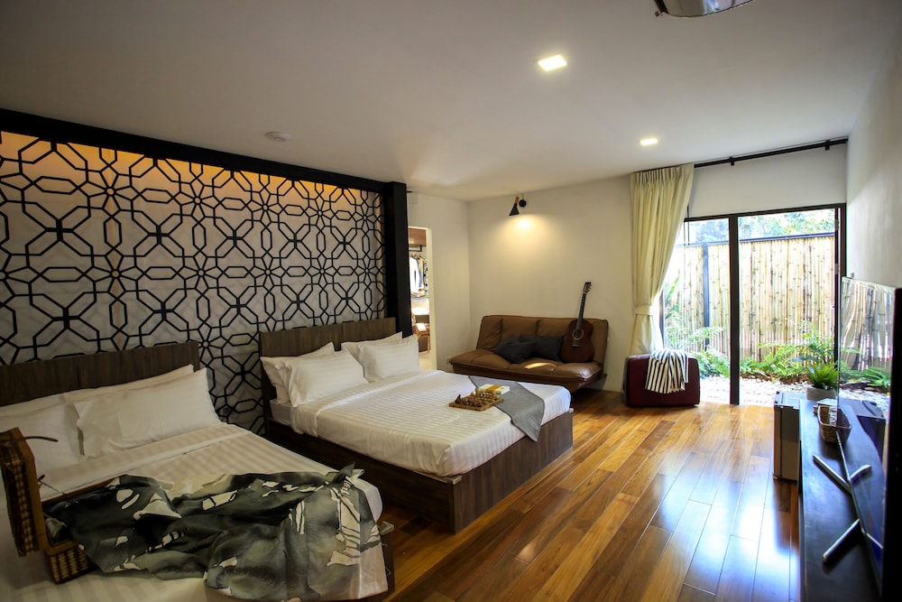 Family Studio Suite Room 2 photo 2