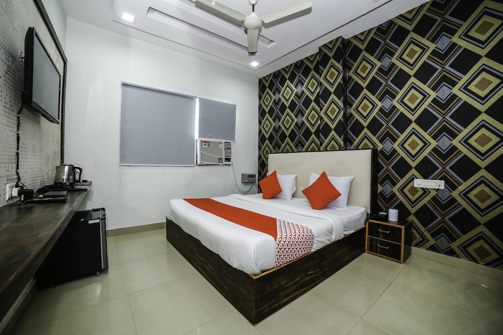 Deluxe Double Or Twin Room photo 2