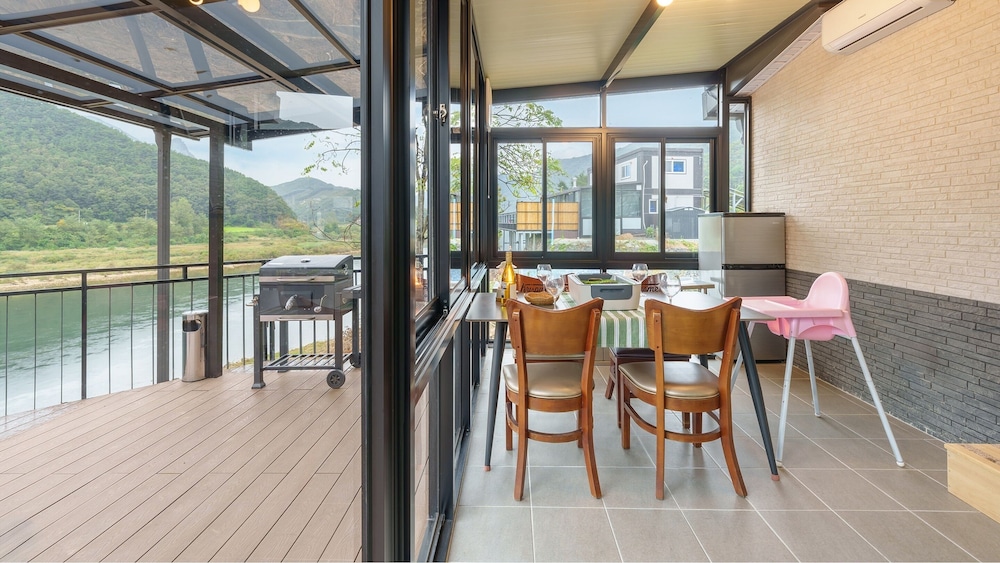 Basic Room, 2 Bedrooms (Riverview Pool Villa (BBQ, Spa, 2BR)) photo 3