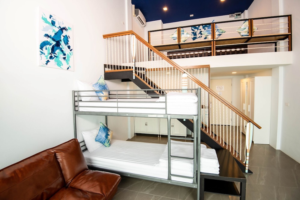 Family Duplex, Sea View