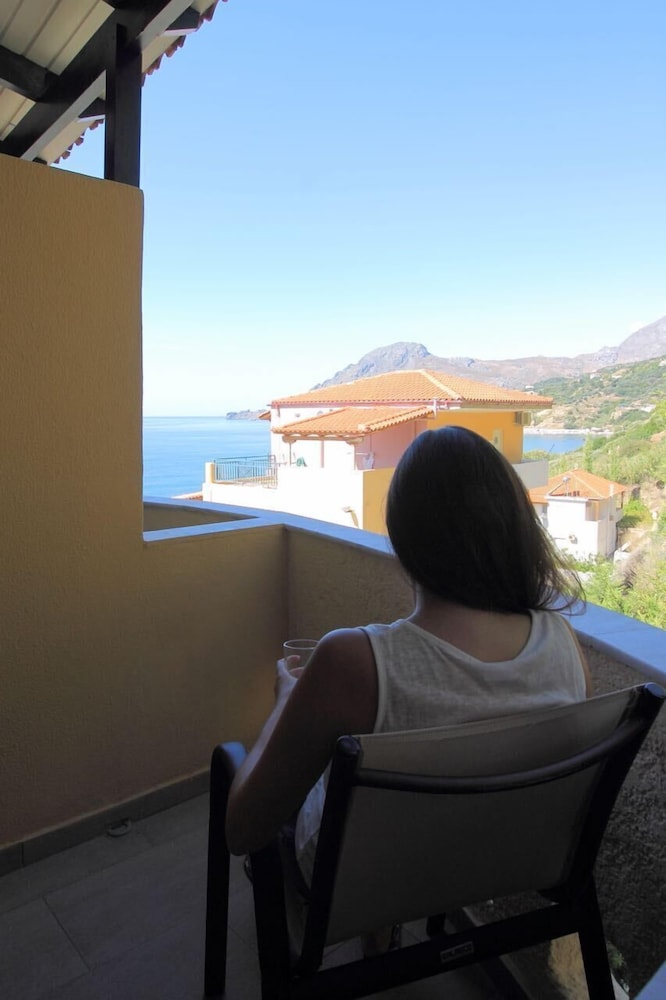 Double Room, Partial Sea View - Photo 3
