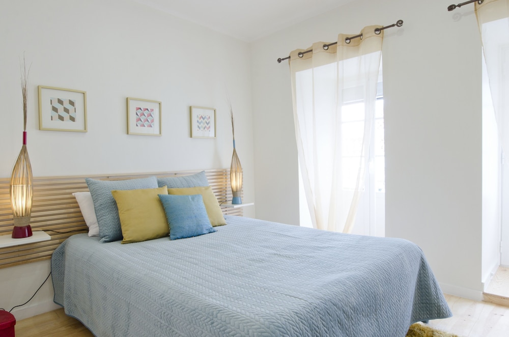 Premium Apartment, 1 Queen Bed with Sofa bed, Balcony, City View (LS4) photo 1