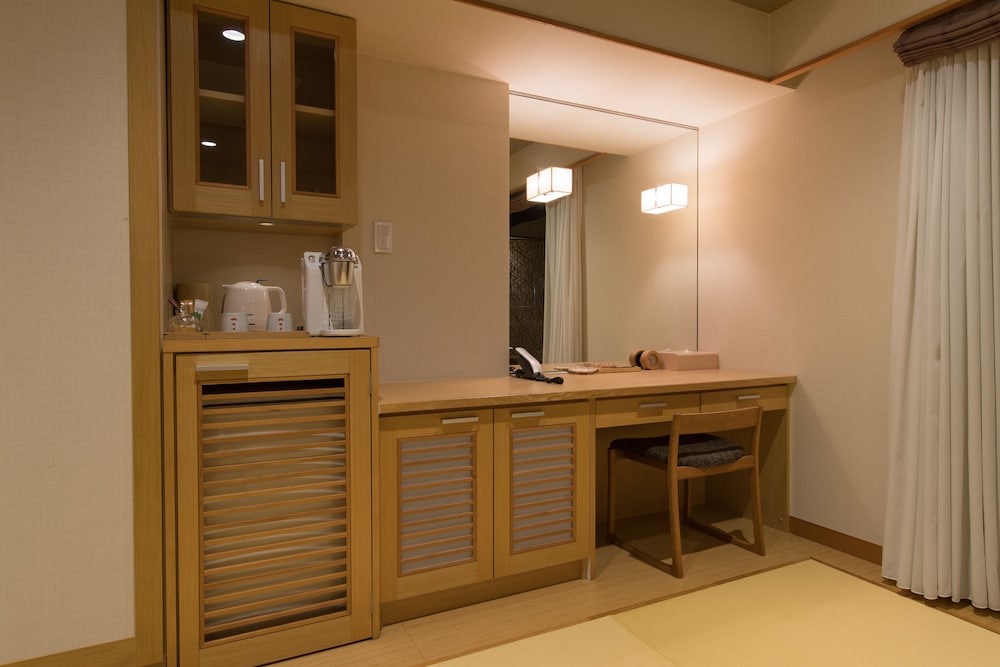 Japanese Western Style Quadruple Room, Non Smoking