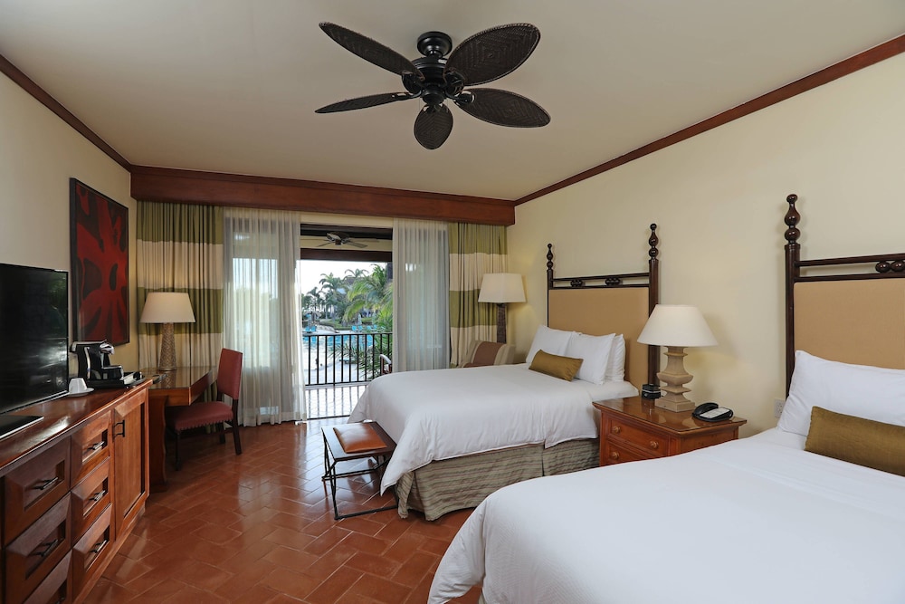 Deluxe Room, 2 Double Beds, Balcony - Photo 11