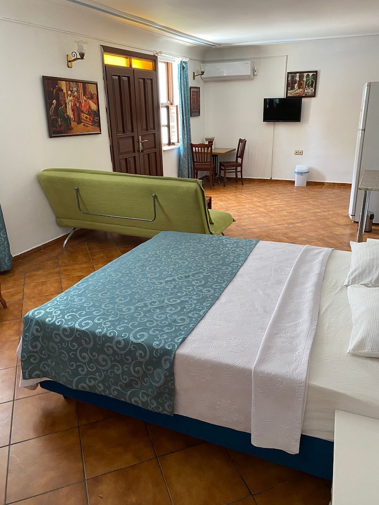 Studio Room With Pool View