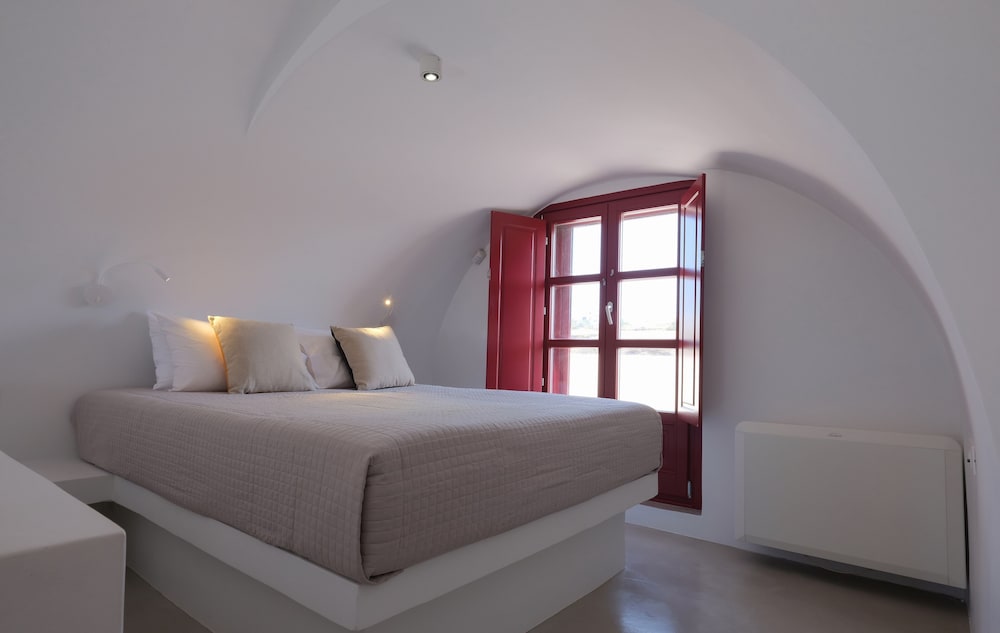 Superior Suite Two Bedrooms Sea View with Plunge Pool - Photo 25