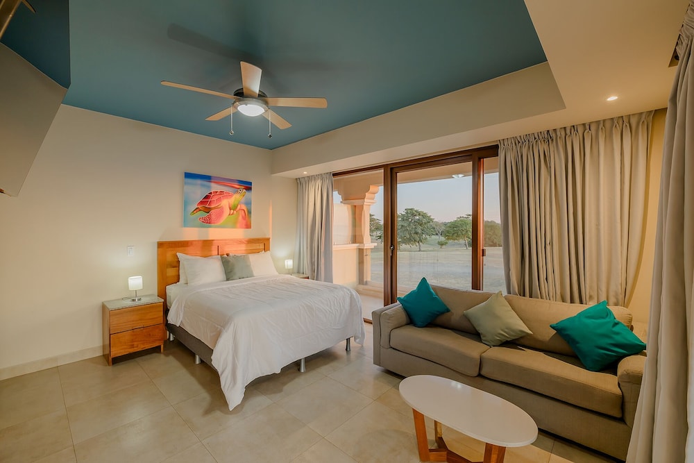 Deluxe Double Room, Ocean View photo 3