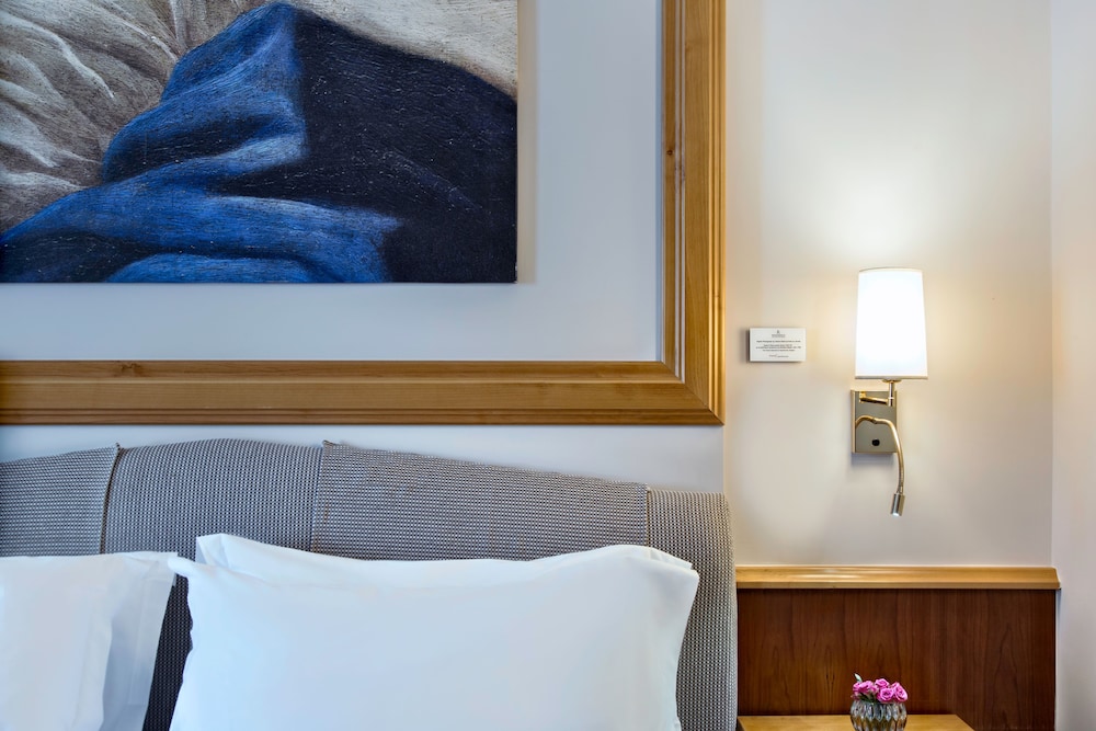 Superior Room, 1 King Bed