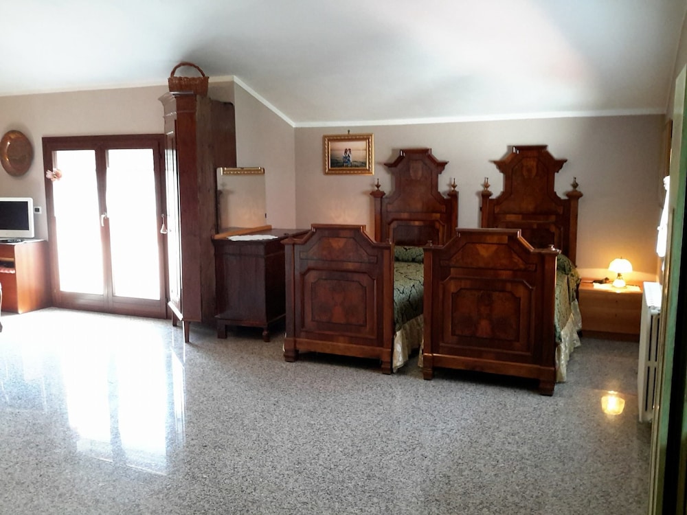 Apartment photo 3