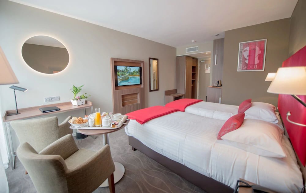 Superior Twin Room