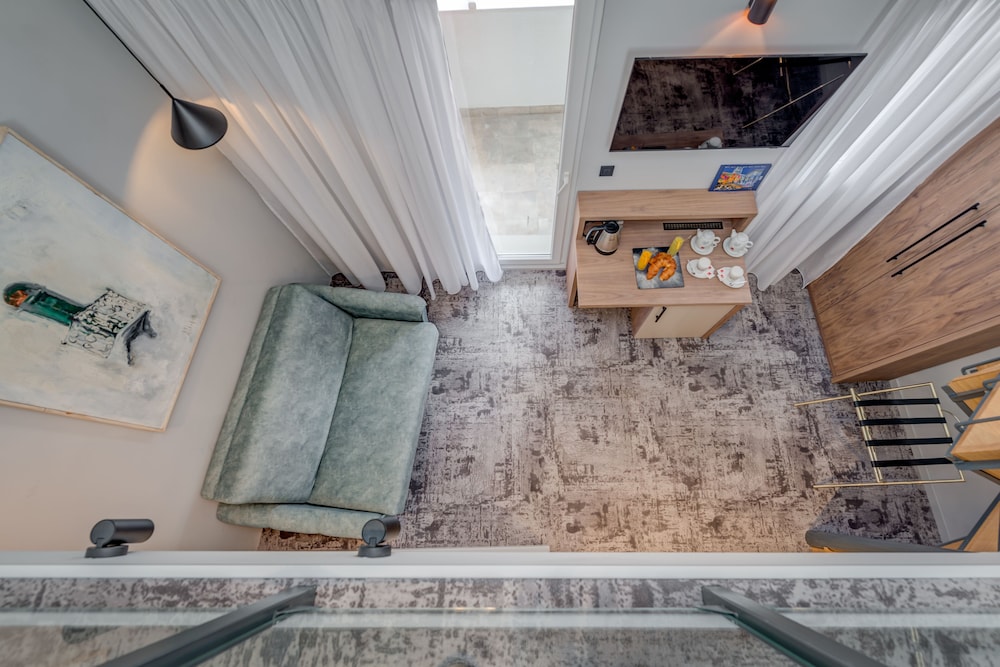 Luxury Suite