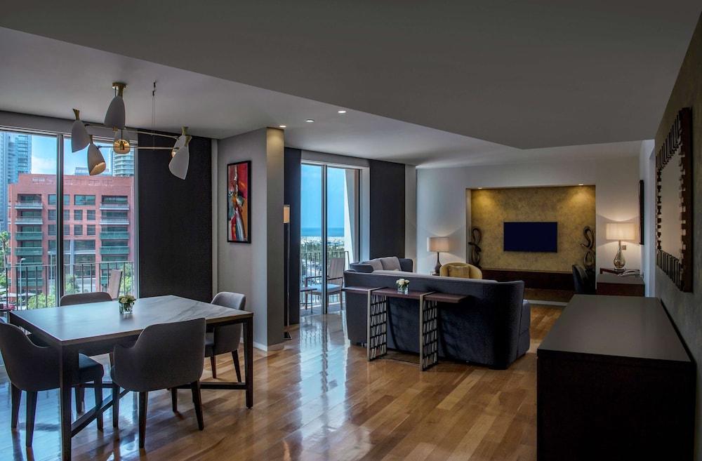 Deluxe Suite, 1 Bedroom photo 3