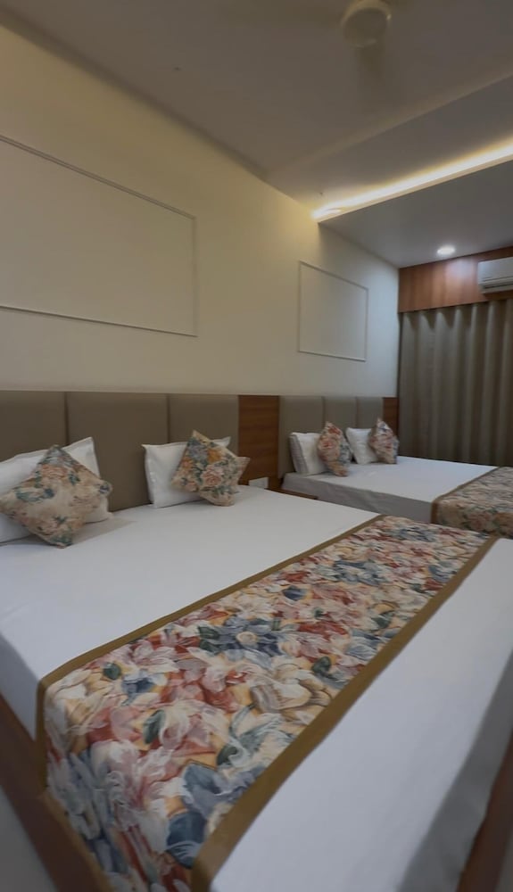 Premium Quadruple Room