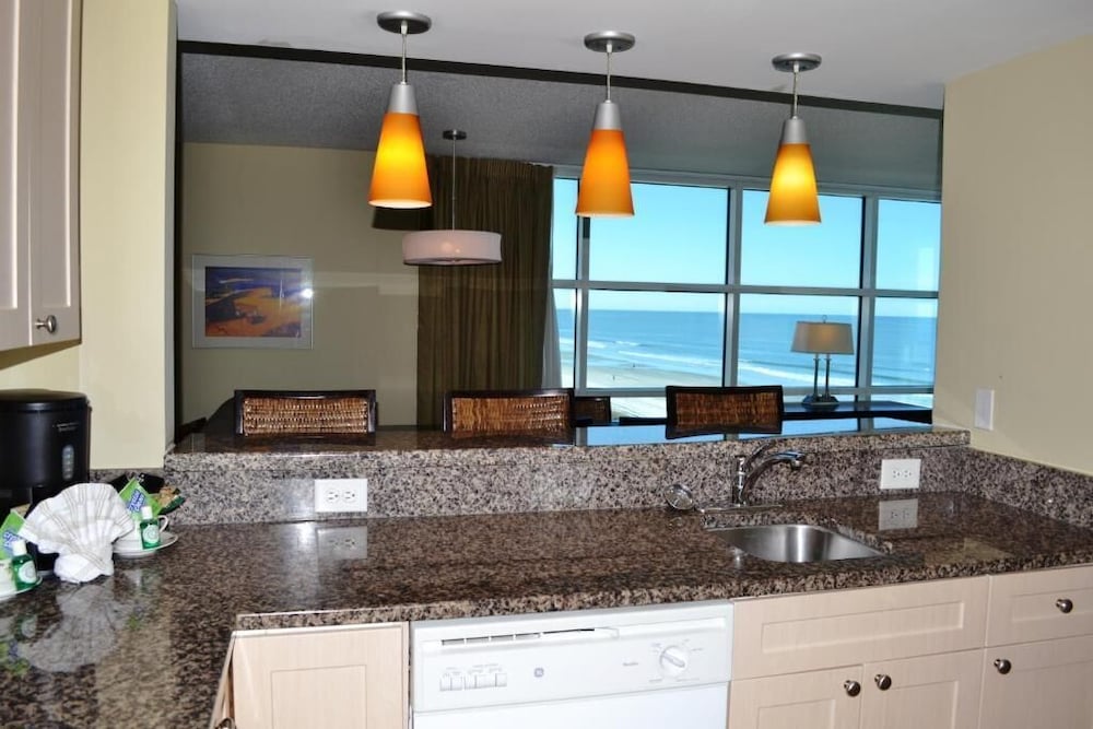 Premium Suite, 3 Bedrooms, Ocean View photo 2